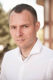 Author avatar — replace with a real photo